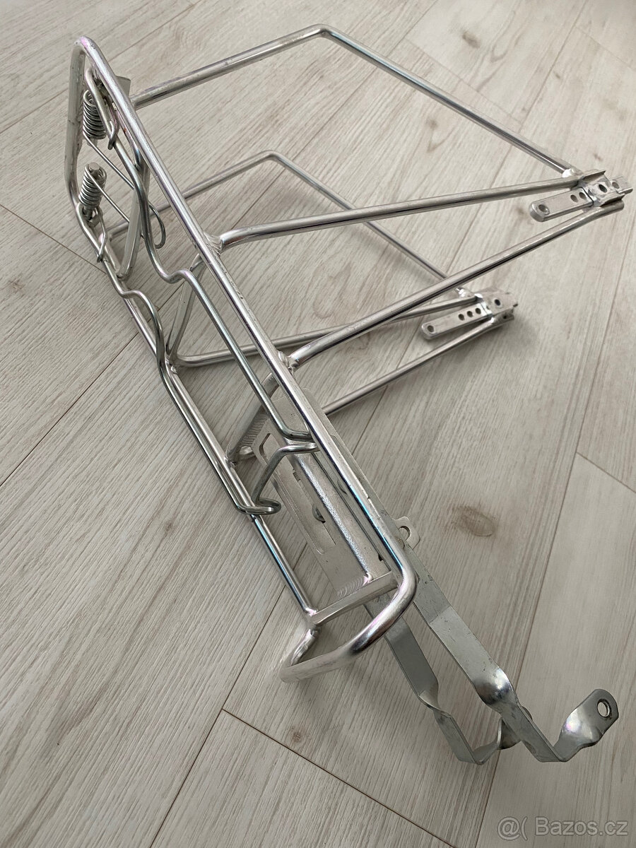 Zadní nosič na kolo