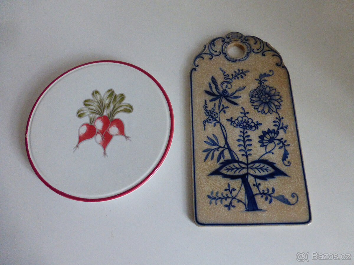 stará porcelánová prkénka