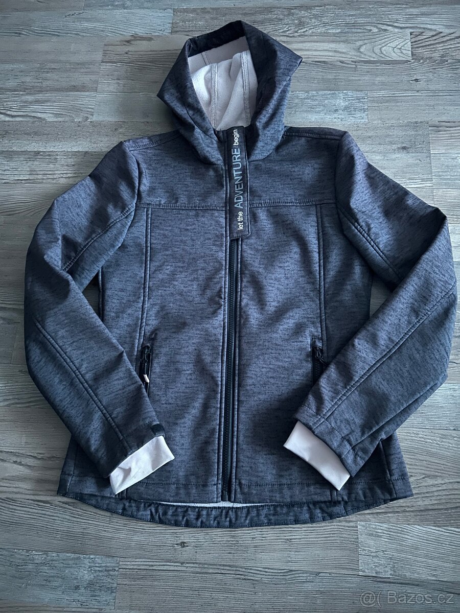Softshelová bunda