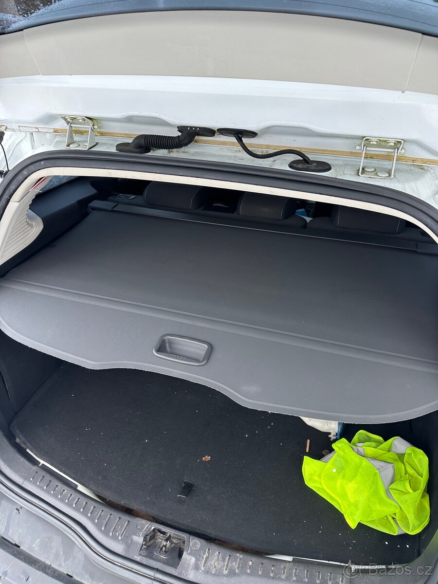 Roleta do kufru Ford Focus 3 III