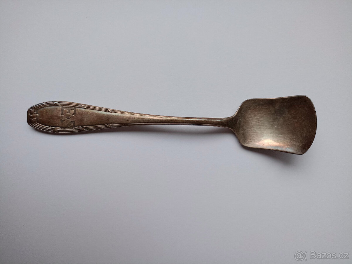 Postříbřená lžíčka s monogramem (ES), 6x.