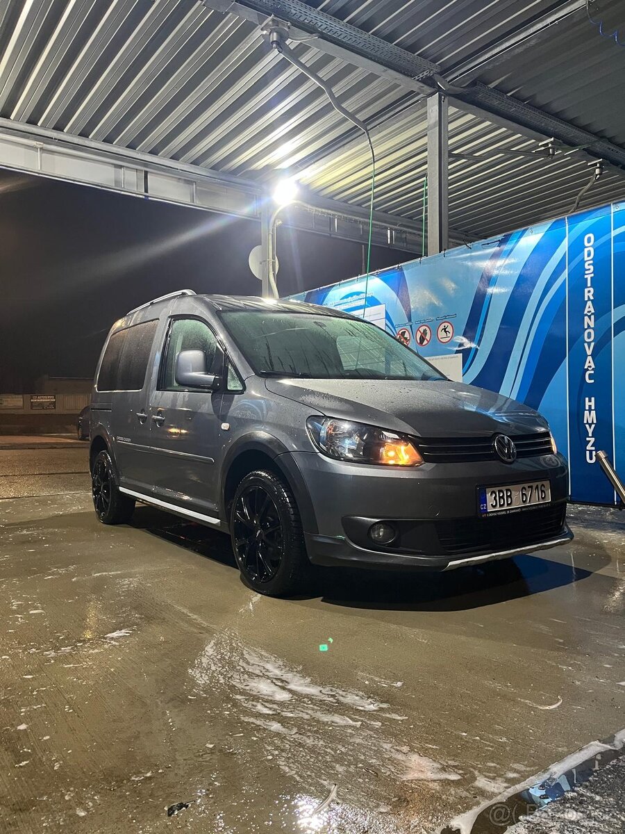 Volkswagen caddy cross