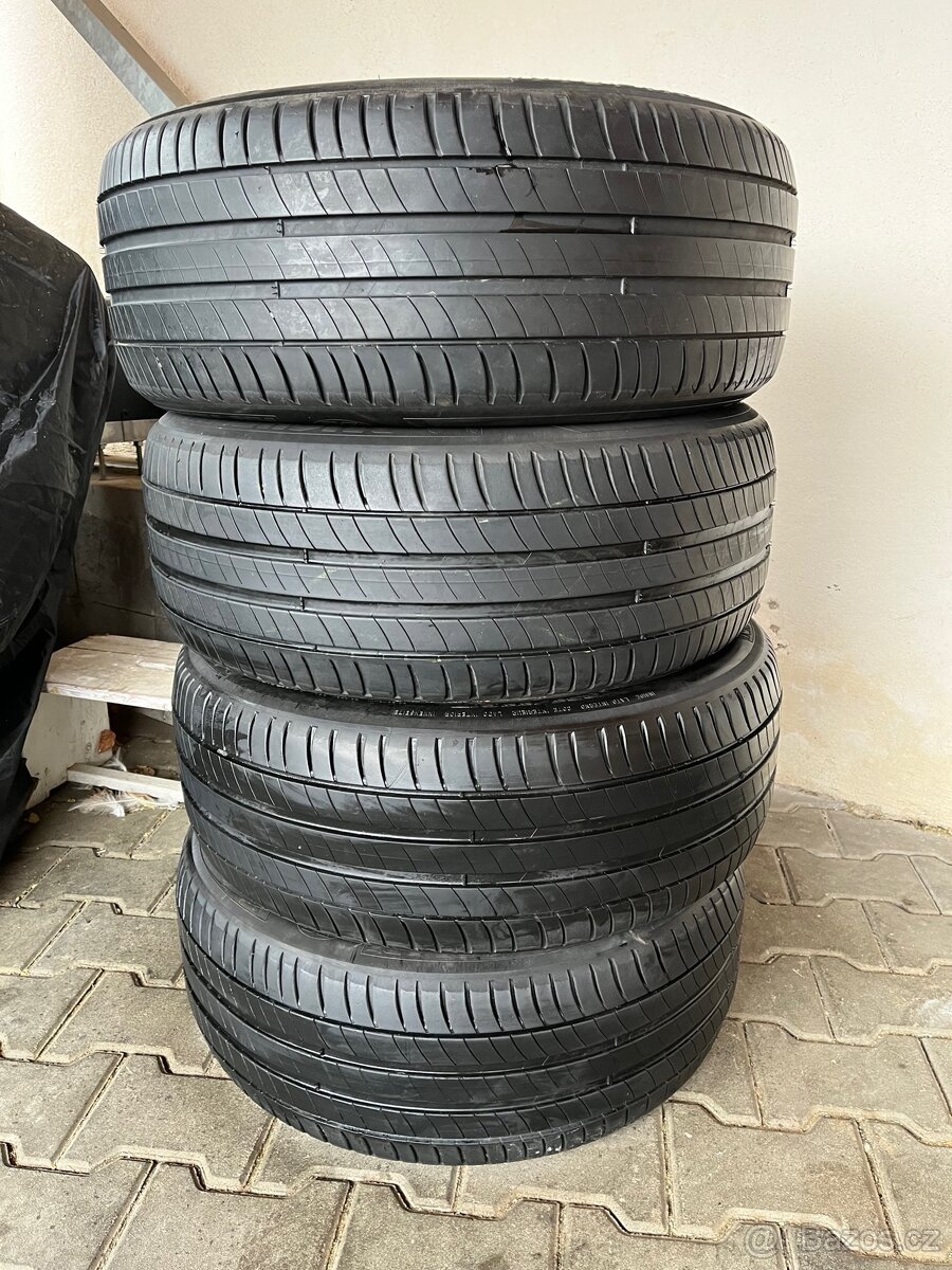 Michelin letní pneu 235/55 R17