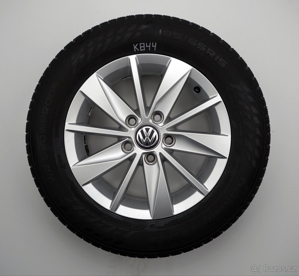 Volkswagen Golf - Originání 15" alu kola - Zimní pneu