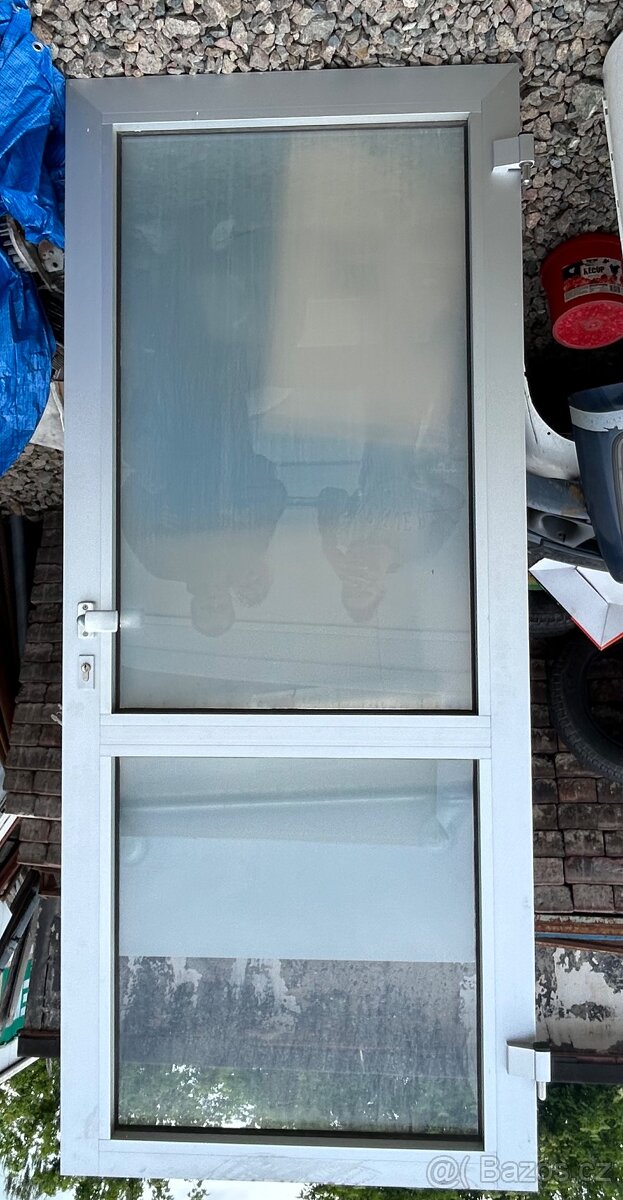 Prosklené hliníkové dveře