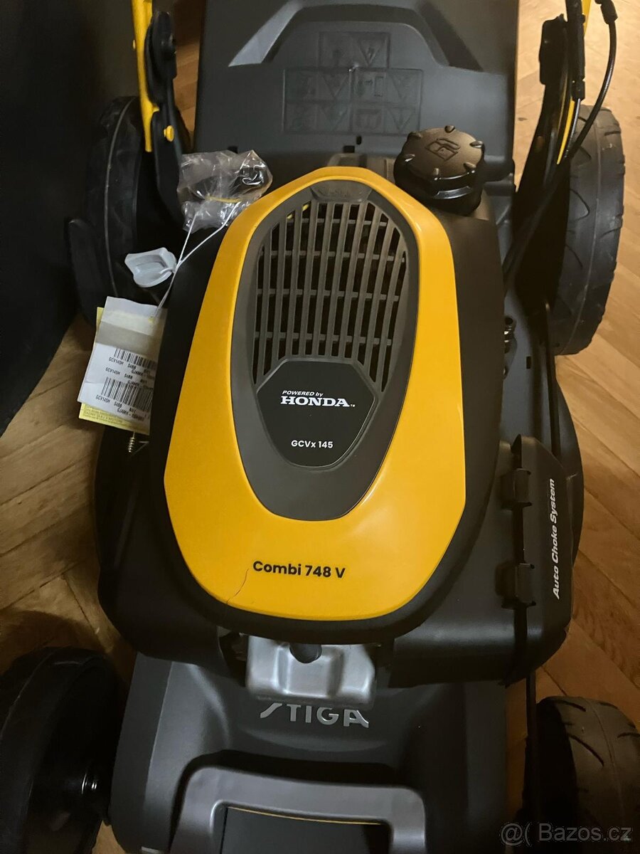 Sekačka Stiga ,motor Honda - nová