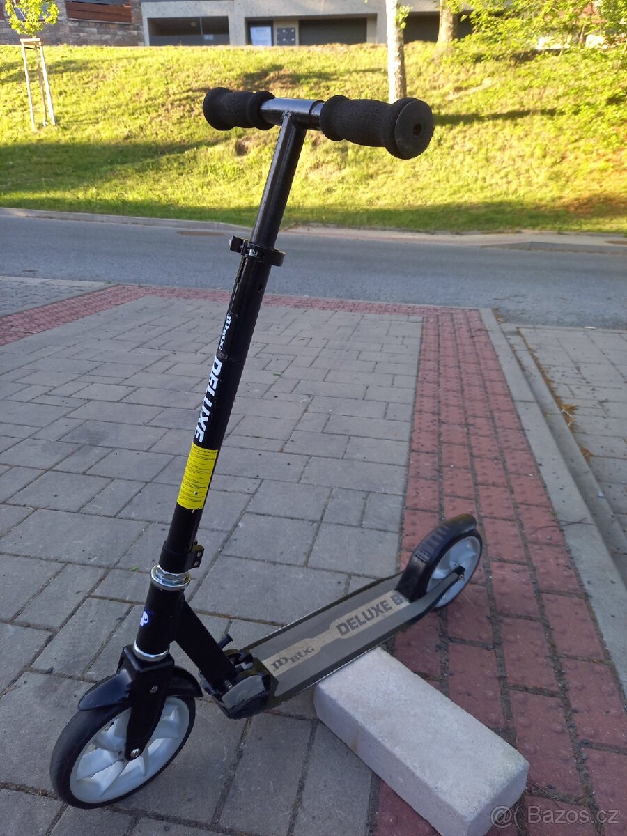 Dětská skládací koloběžka