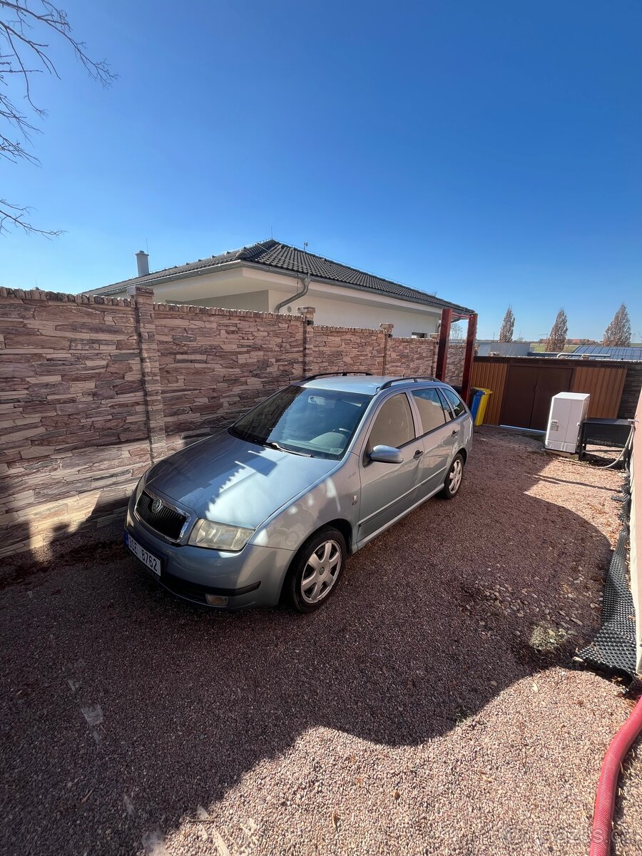 Škoda Fabie 2.0 benzín Elegance