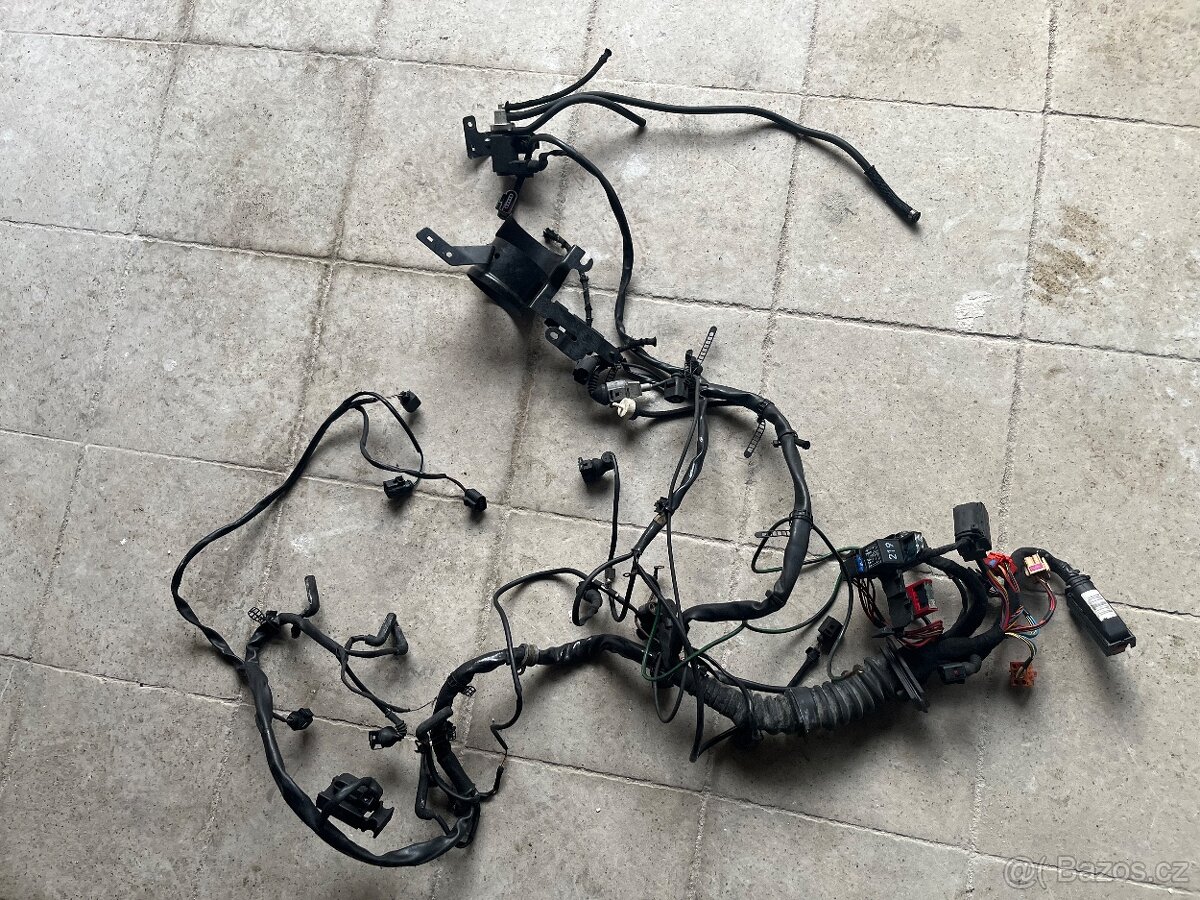 Svazek motor elektroinstalace Audi A6 AKE BAU