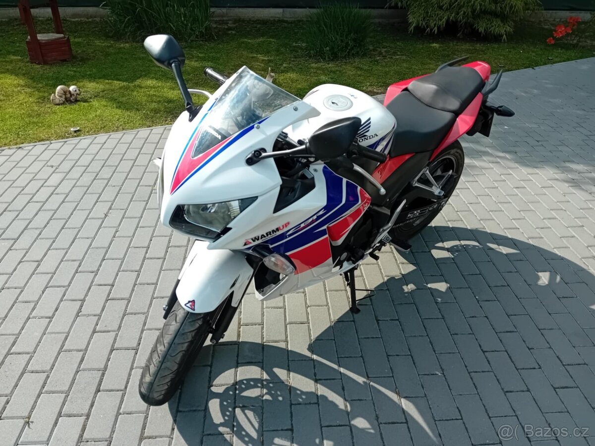 Prodám Hondu CBR 300R