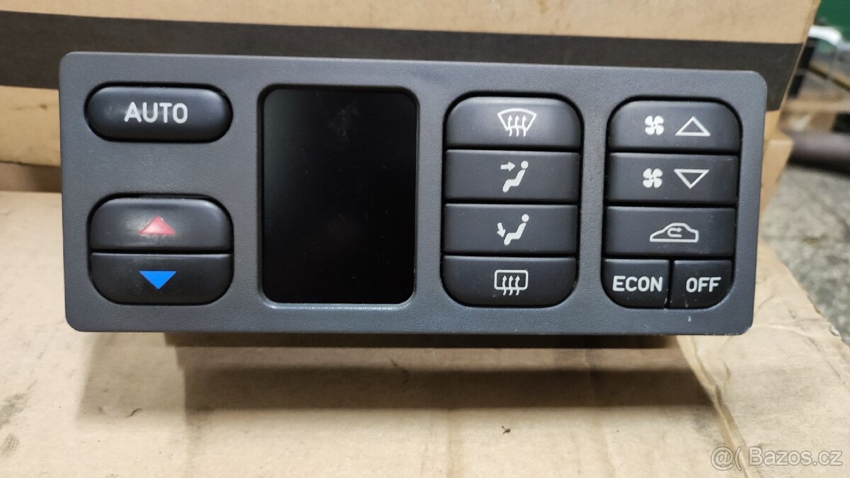 Saab 9-3 og klima panel s novym displayem
