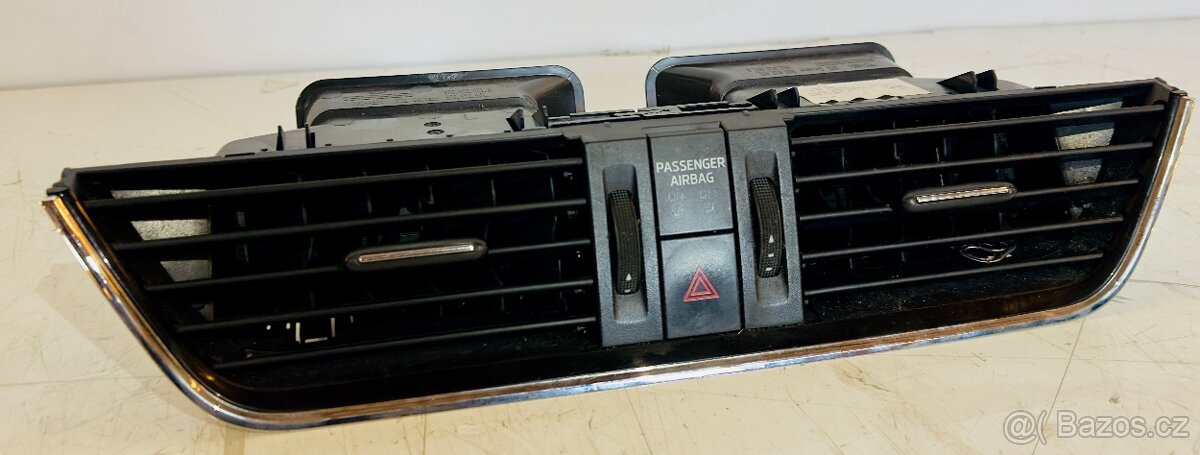 Skoda Octavia 3, 5E, středový výdech, fukar 5E0820951A
