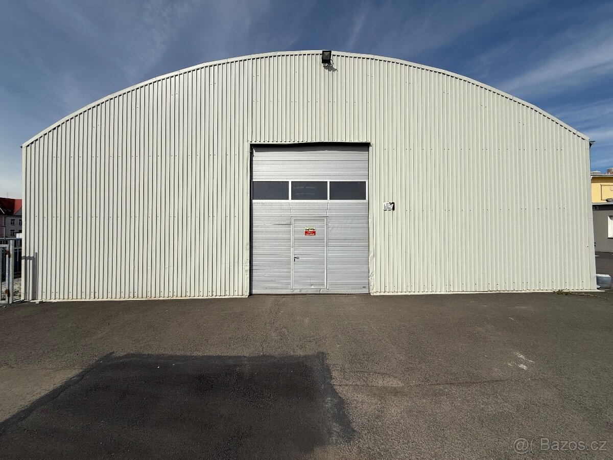 Pronájem skladové haly 40 x 15 m Ústí nad Labem Krásné Březn