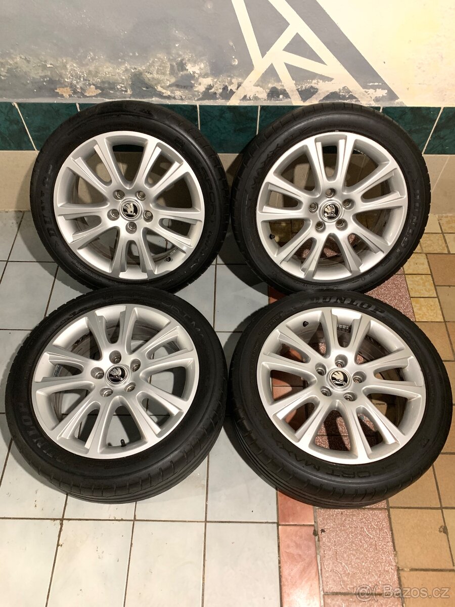 Alu kola Škoda R17 5X112 LETNÍ PNEU 225/45 R17 ZENITH