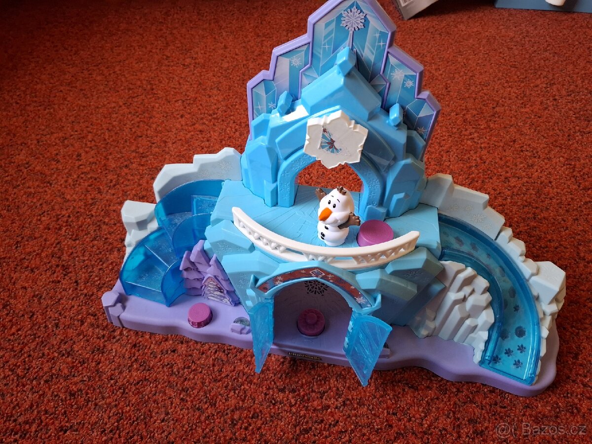 Ledové království - Frozen - palác s Elsou