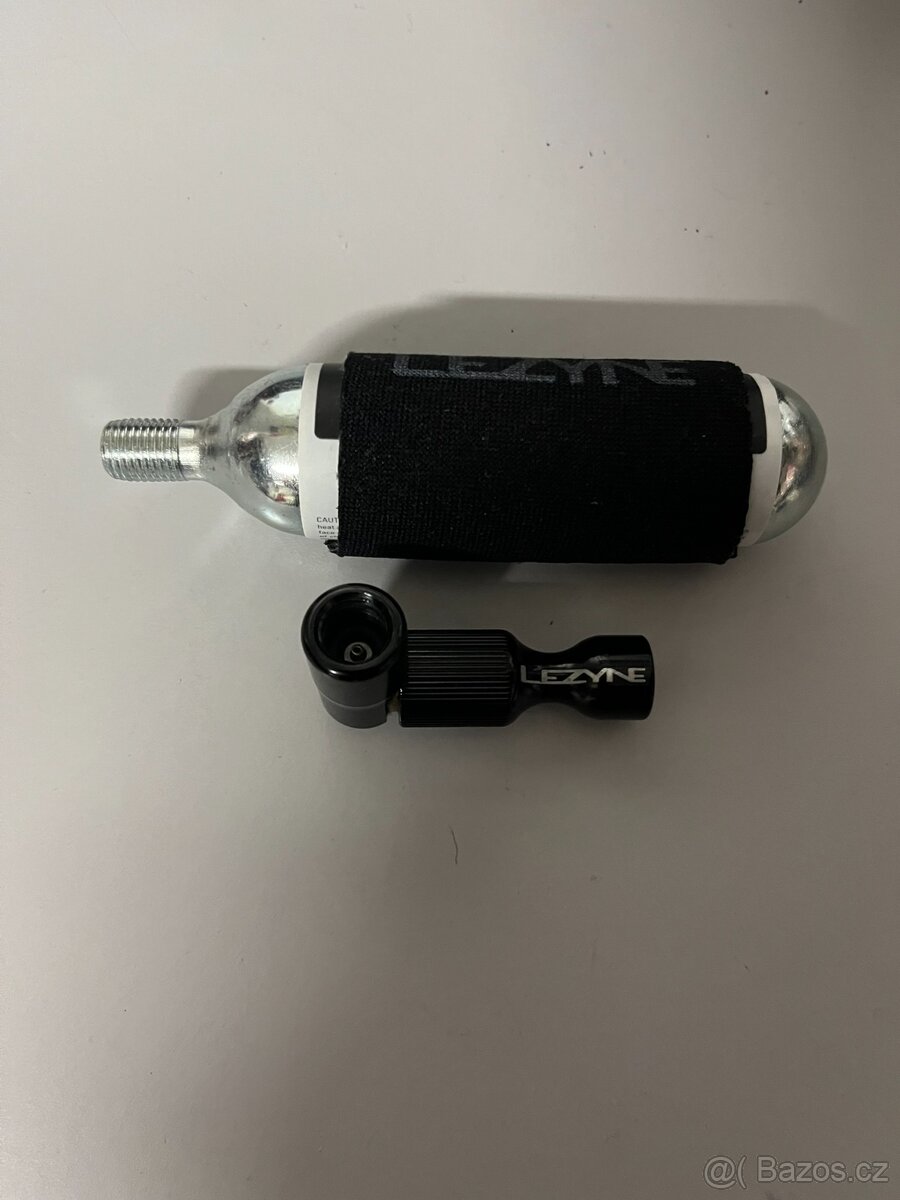 Air pumpička CO2 LEZYNE