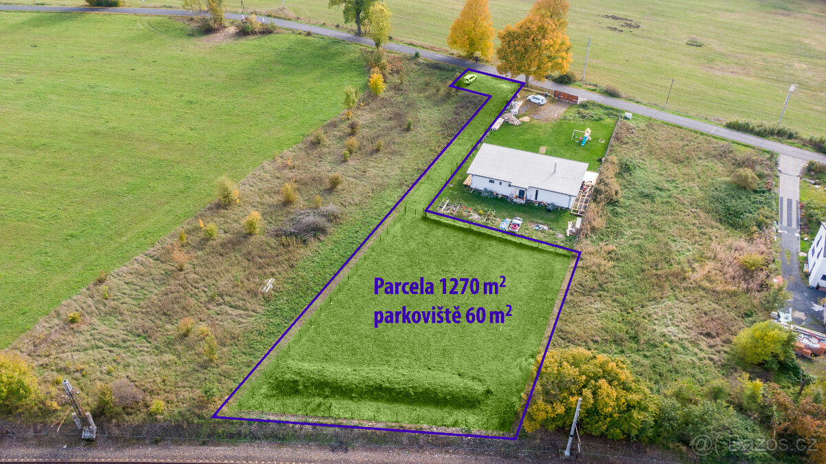 Stavební parcela pro RD s IS - 1'330 + 2'151 m2