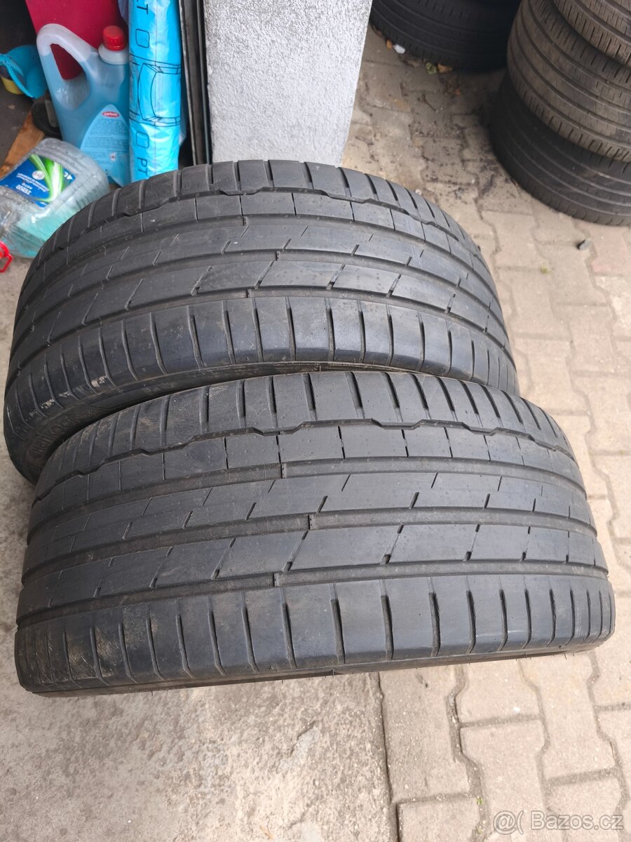245/40/19