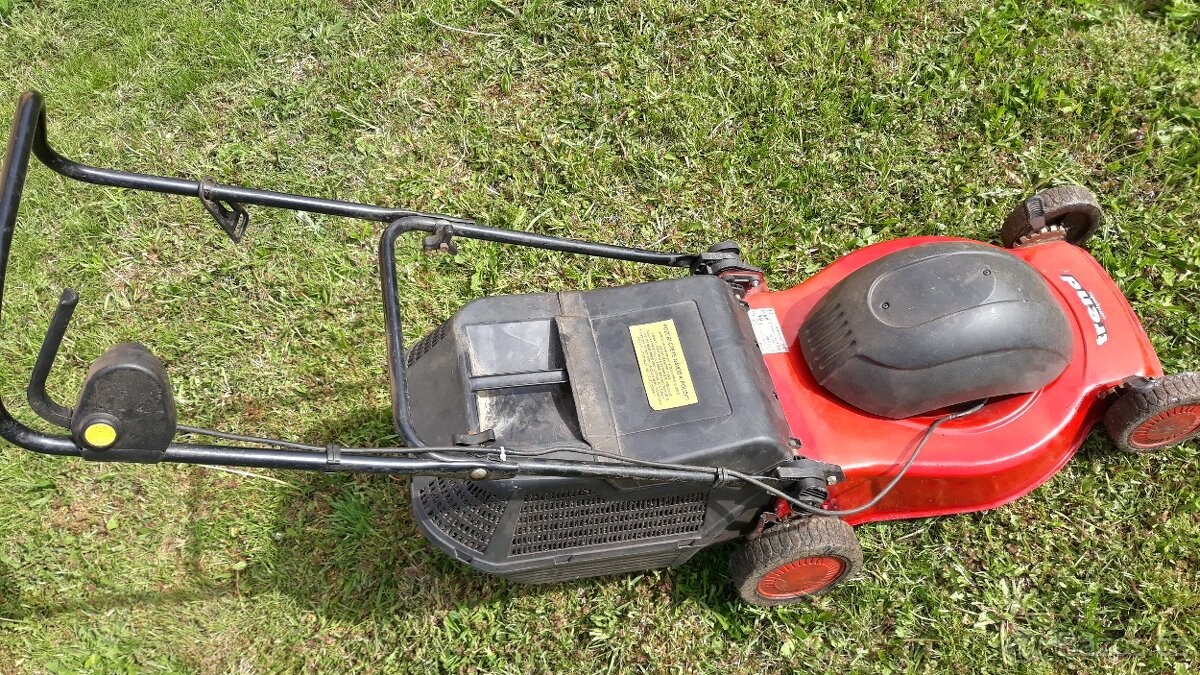 Elektrická sekačka záběr 45 cm