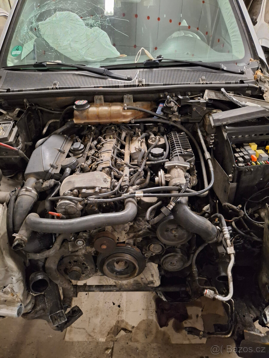 Prodám Motor Mercedes benz ml 270cdi om612 výkon 120kW
