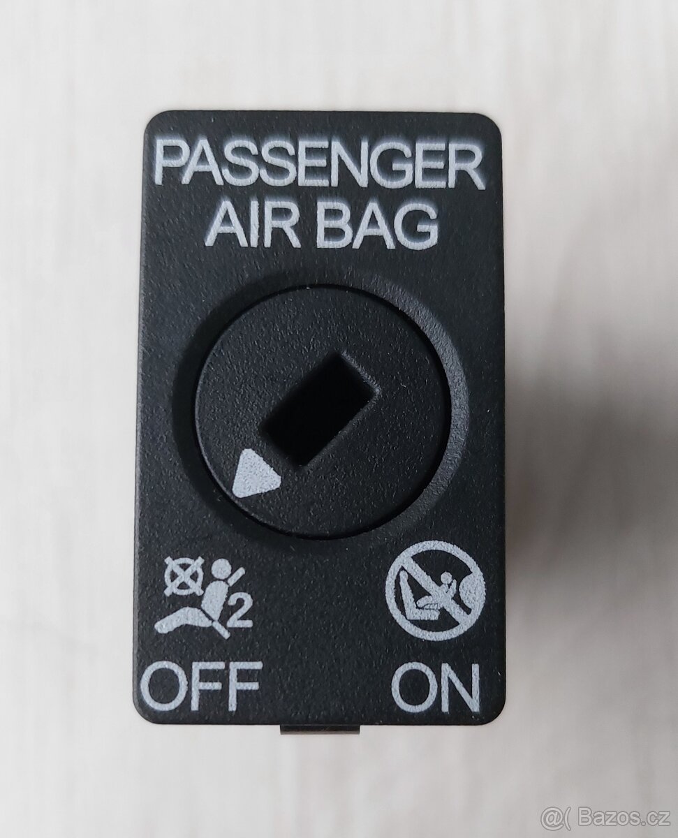 Spínač pro deaktivaci airbagu 5Q0919237