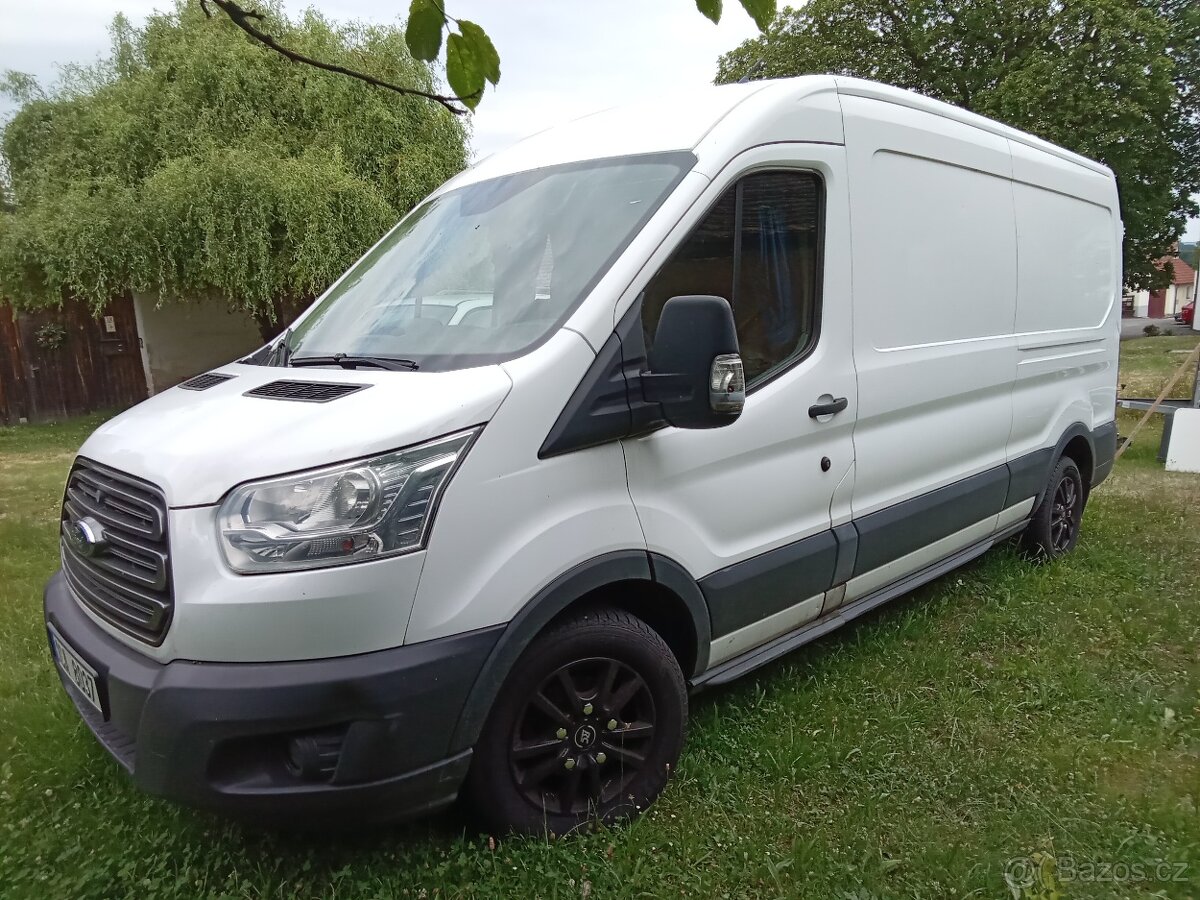 Prodám obytnou dodávku Ford transit L3H2