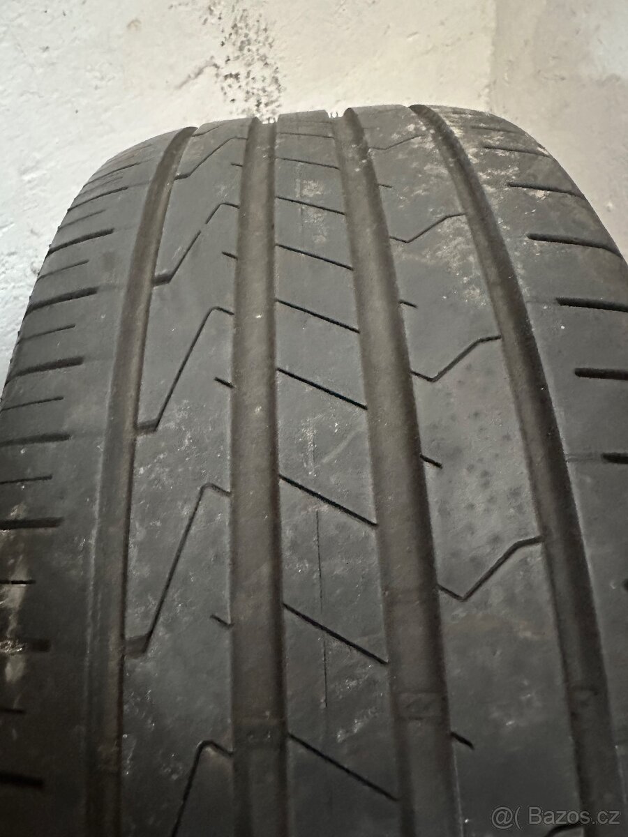 235/55r18 letní 2ks