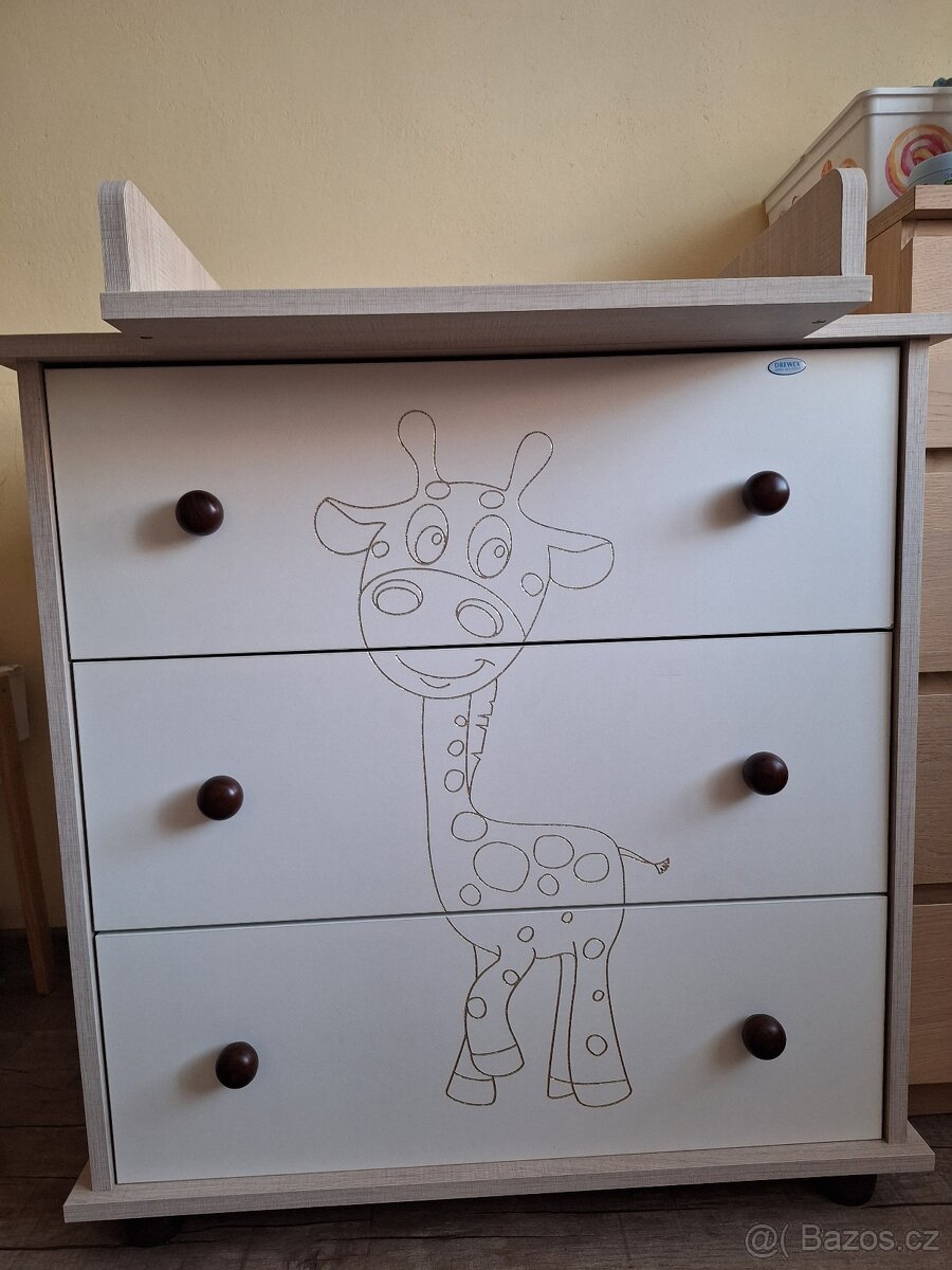 Přebalovací pult Drewex