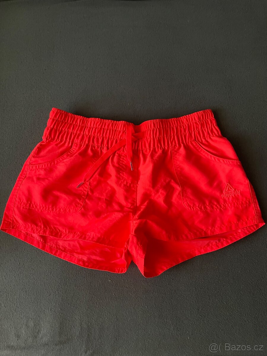 Dámské sportovní kraťasy