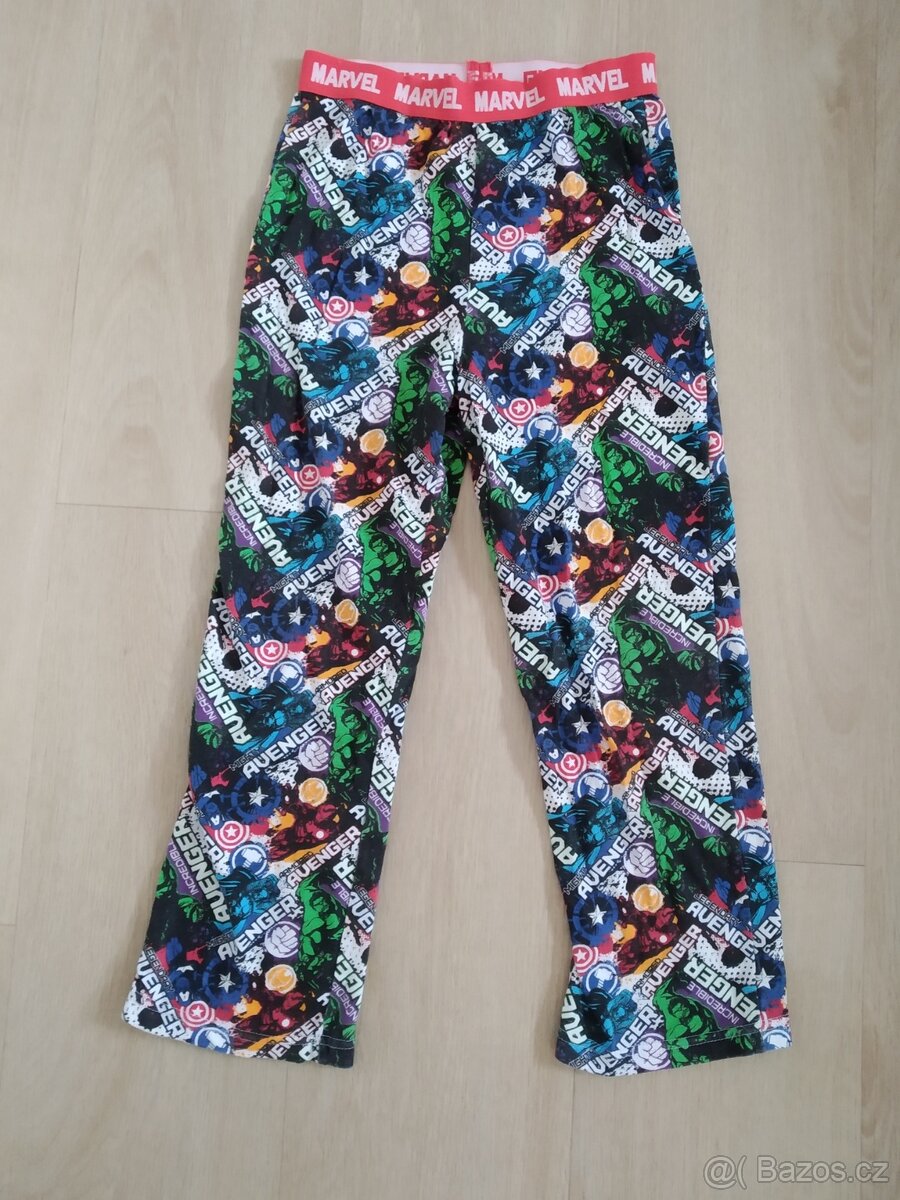 Pyžamové kalhoty Marvel vel.122/128
