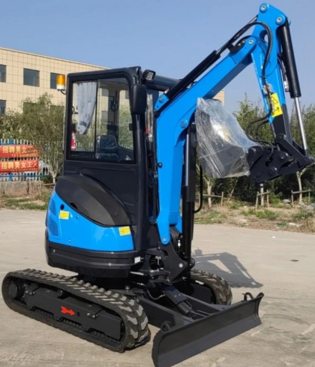 minibagr, pásový bagr, kabinový bagr, bagřík