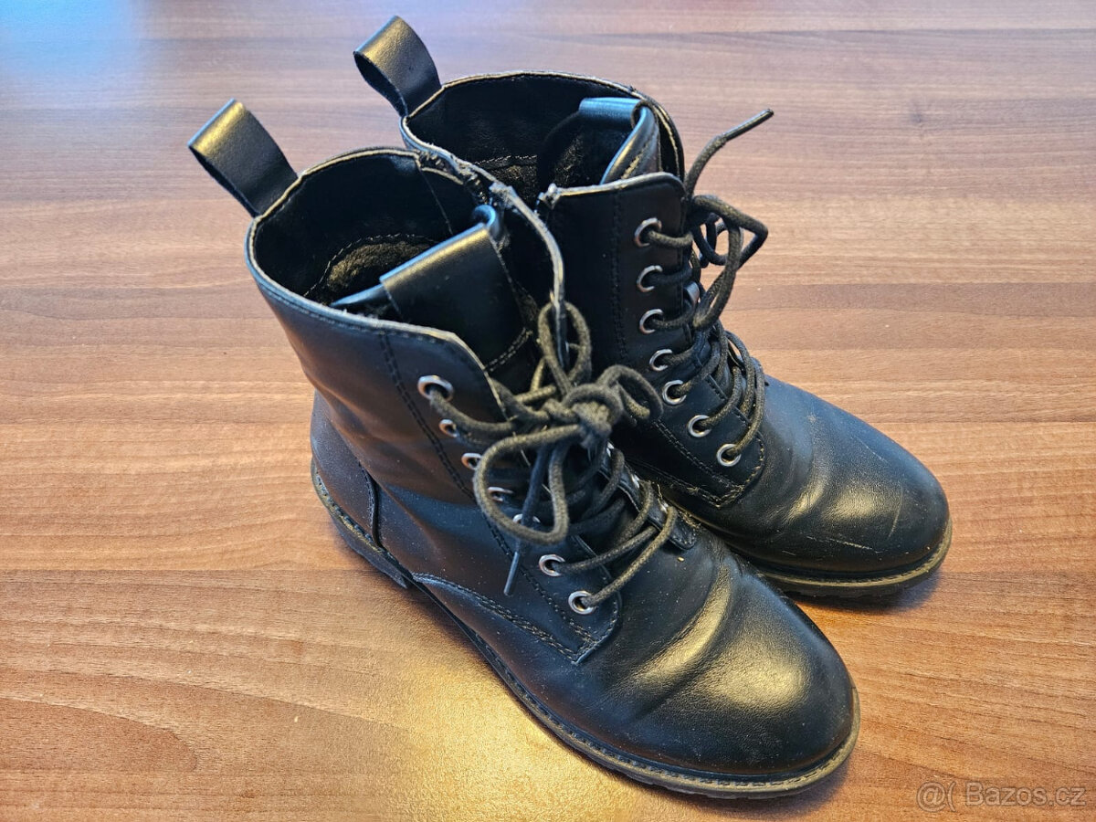 Kotníkové boty vel. 36