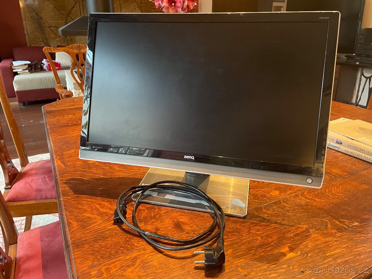 IPS LCD monitor BenQ EW2430