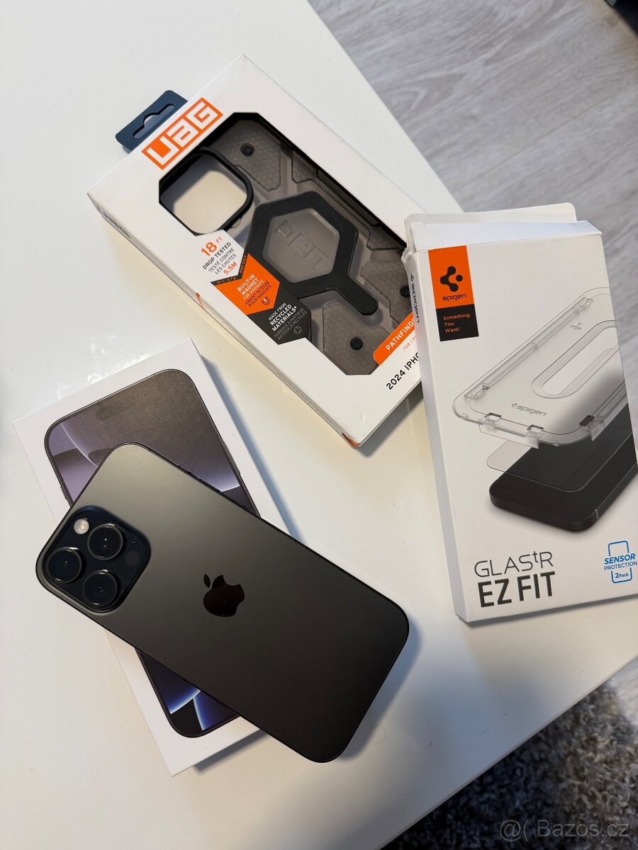 iPhone 16 Pro Max 512gb + prislusenstvi