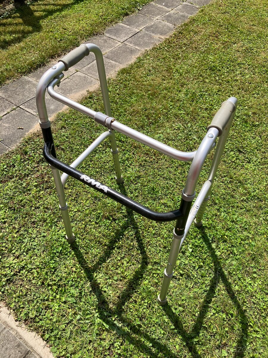 Chodítko pro seniory