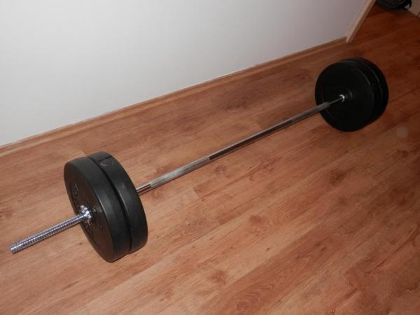 BENCH činka 50kg za 2000,-