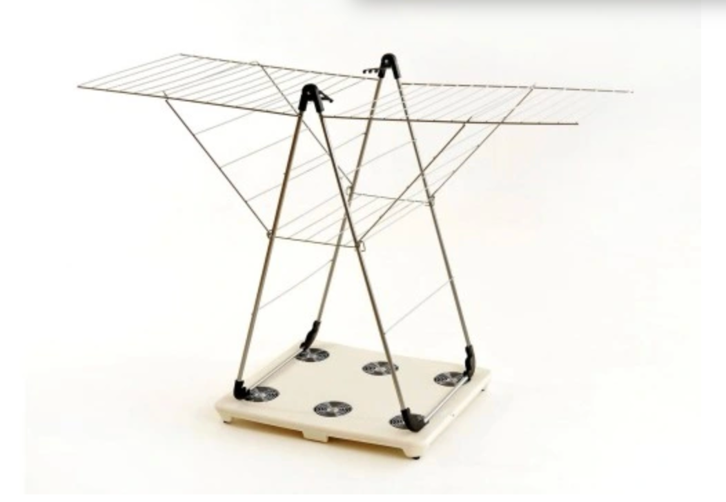 Sušička prádla s ventilátorem