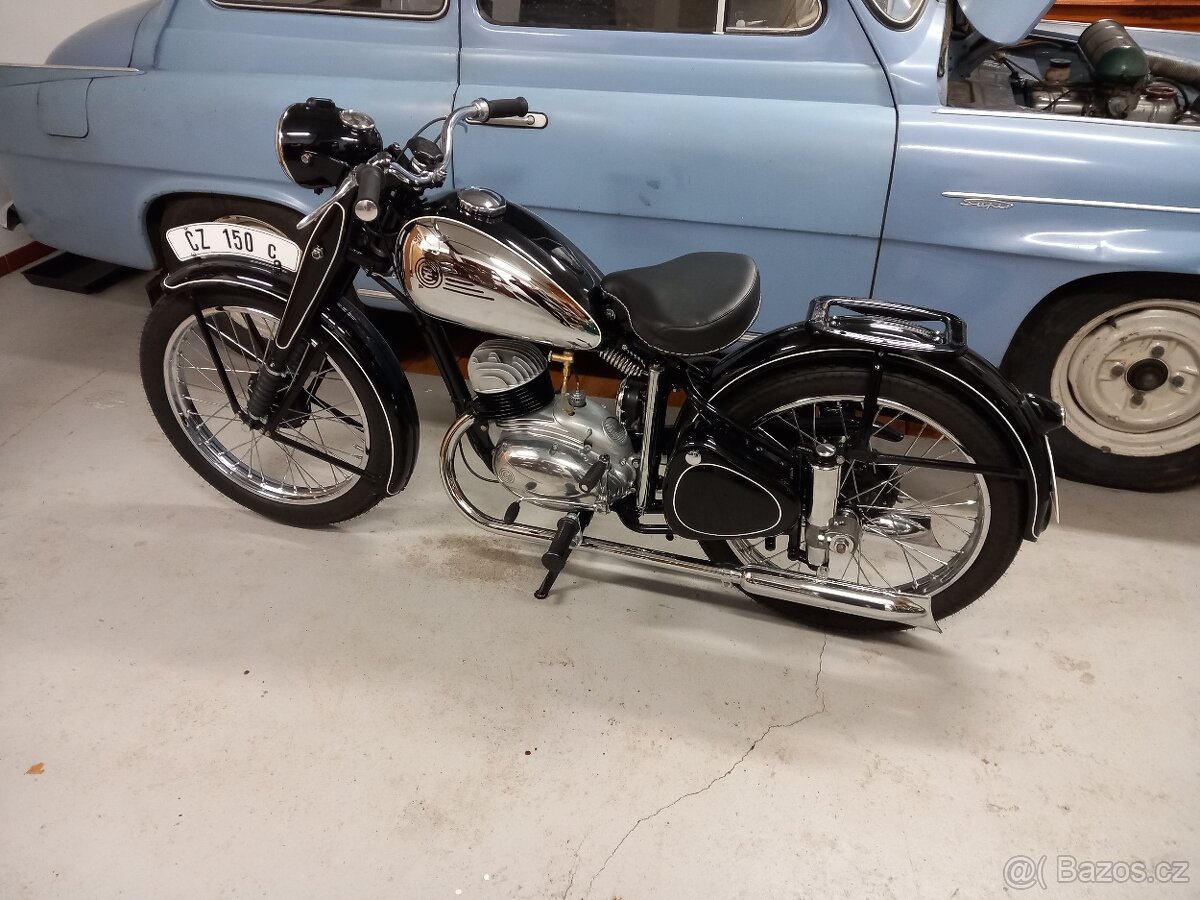 Cz 150c pečlivě renovovaný motocykl