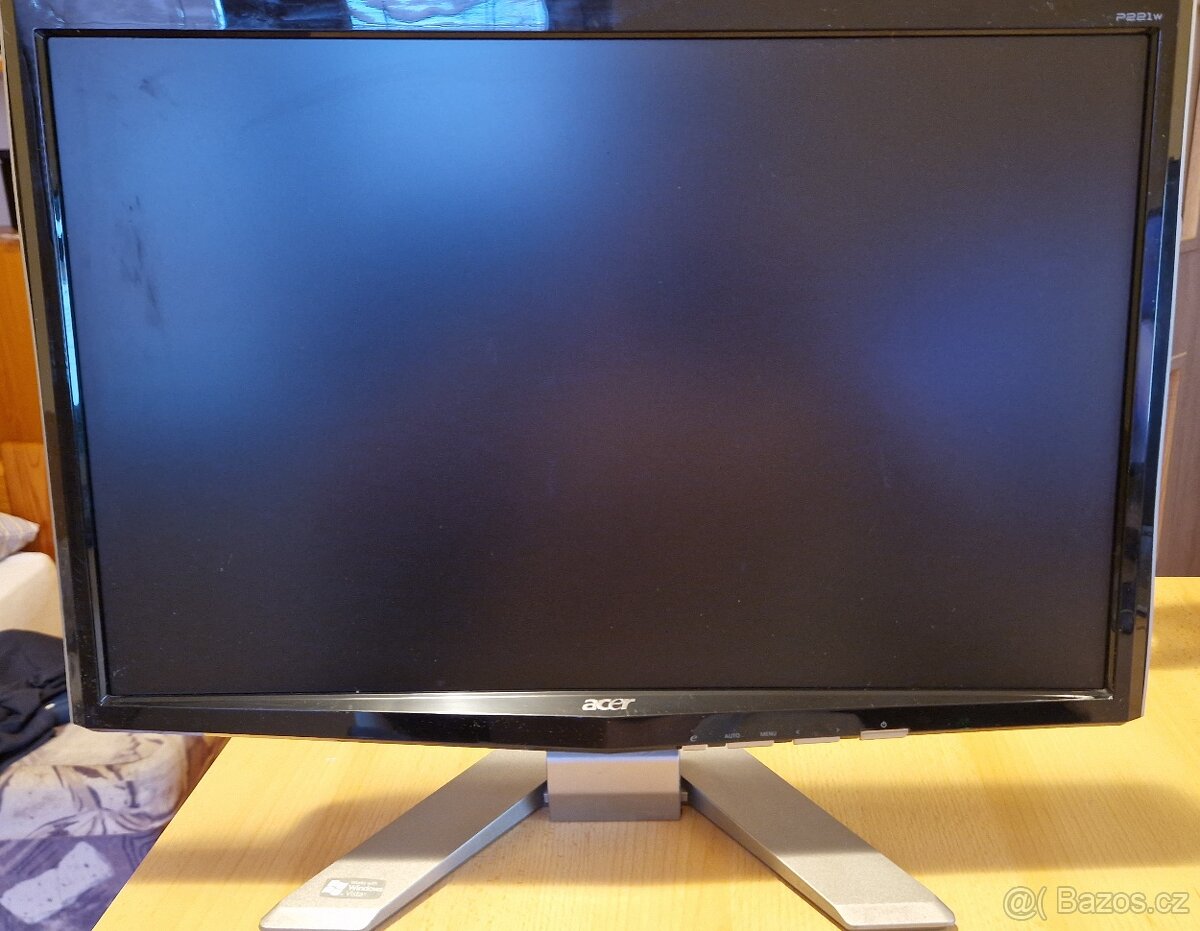 LCD monitor Acer P221W