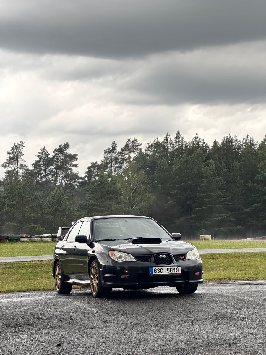 Subaru impreza STÍ 2.5 Hawk US verze
