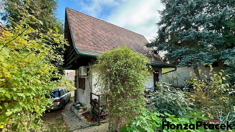 Prodej, chata na pozemku 500m2, Psáry, ev.č. 15483