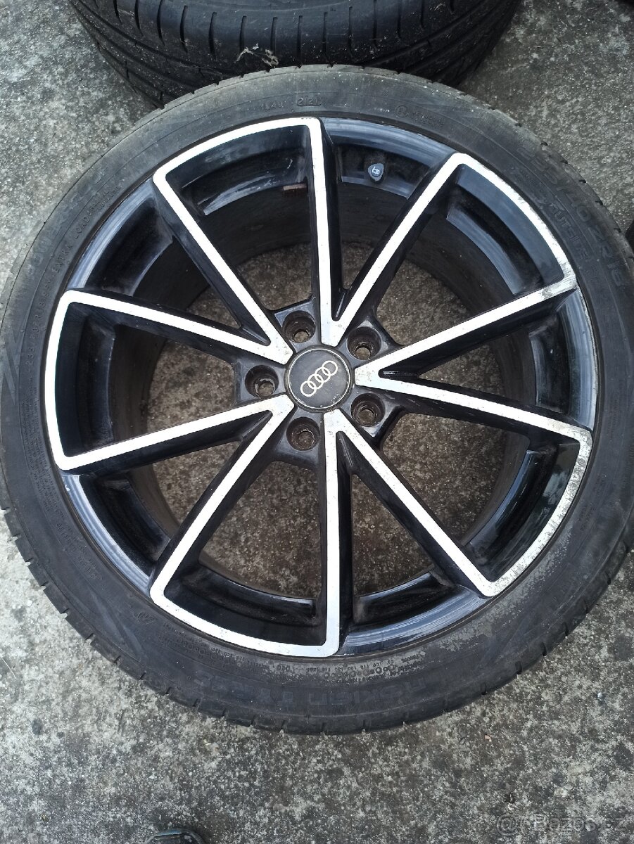 Audi litá kola 235/40Z R 18