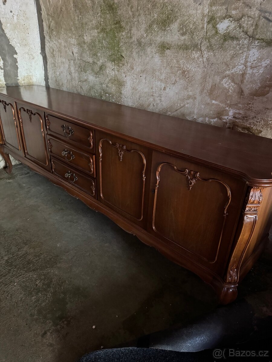 Prodáno ..Výrazná sleva 14.5 Stylová vintage komoda