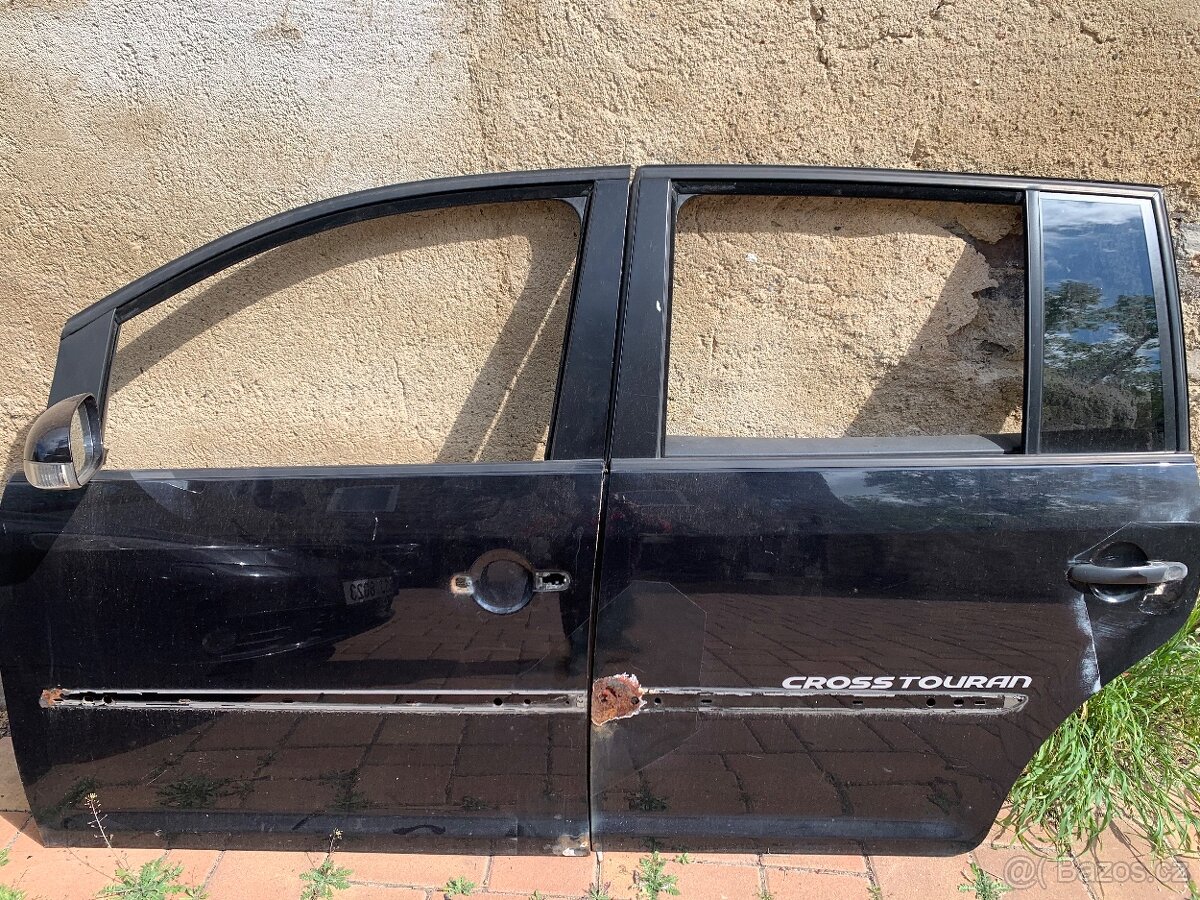 VW Touran dily leví dvere, Skla, zrcátko, zámek