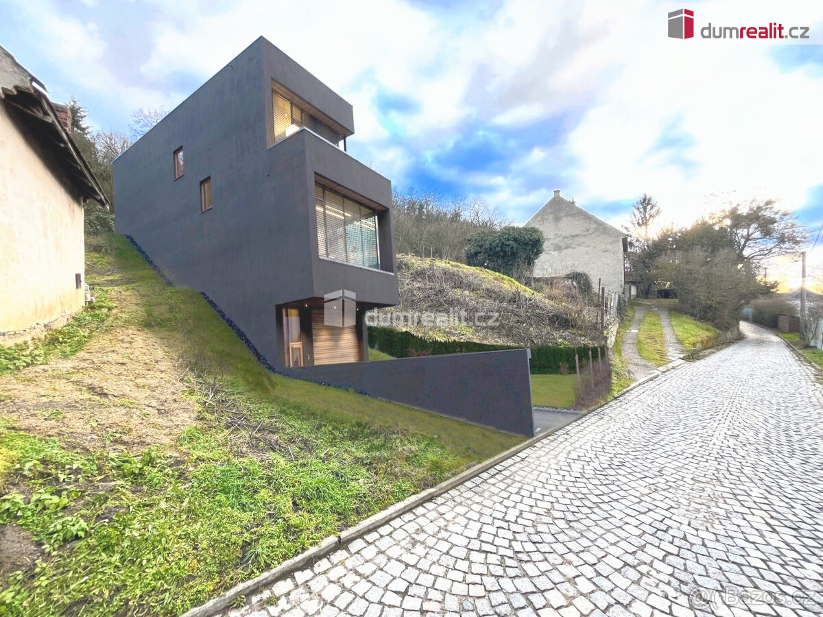 Prodej stavebního pozemku 644 m²,  Uherské Hradiště - Jarošo