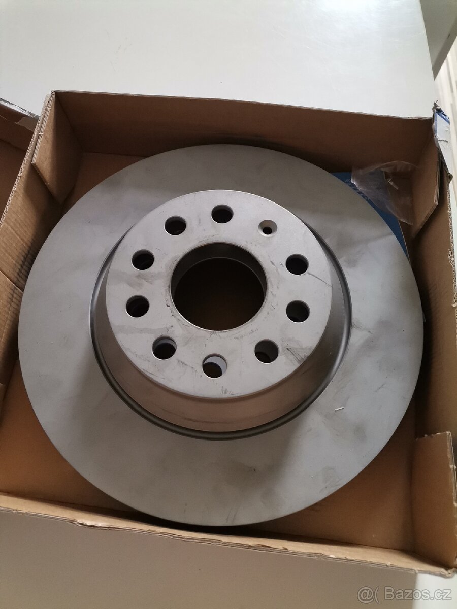 Zadní brzdové kotouče 5x112 . Audi, Octavia 2,Golf.