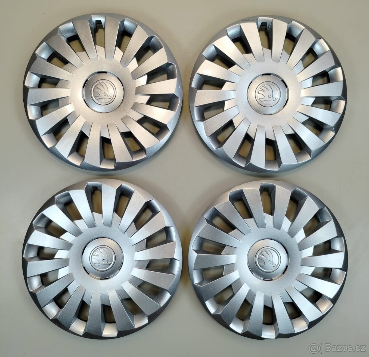 Poklice Škoda 16" 4ks