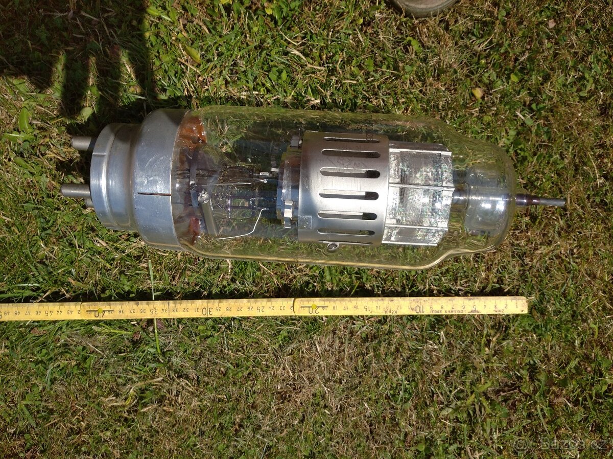 Prodám obří elektronku velikost 40 cm