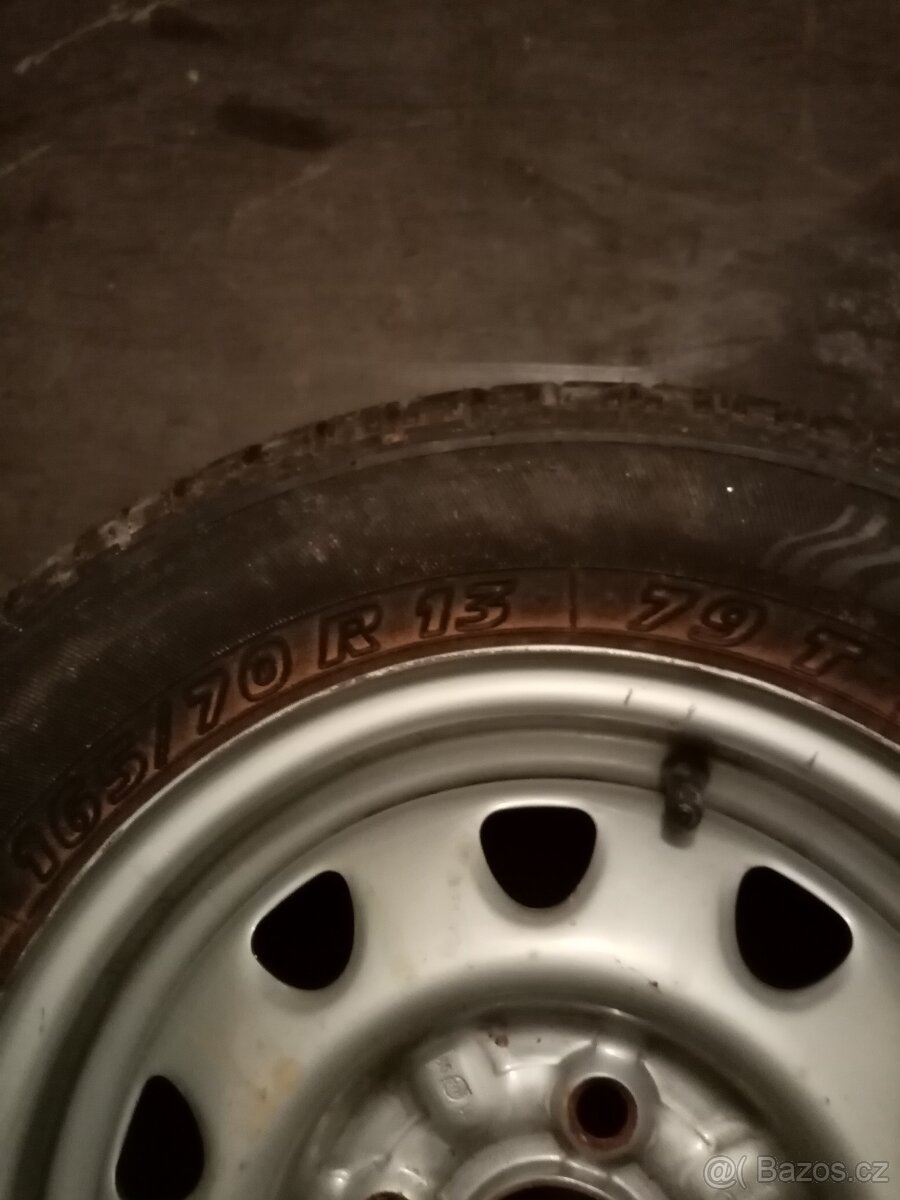 Dojezdové kolo 4x100 R13