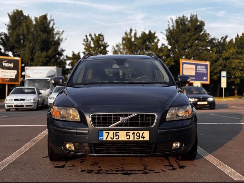 Volvo V50